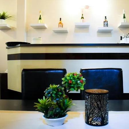 Complex Fortuna מלון