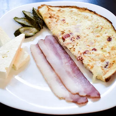 Complex Fortuna מלון